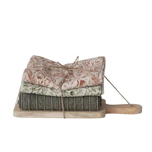 Tea Towels & Mango Wood Cheese/Serving Board