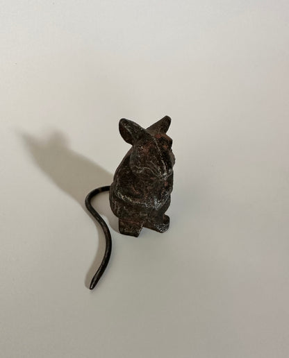 Metal Mouse, Distressed Rust Finish
